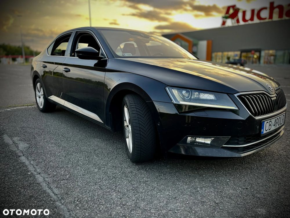 Skoda Superb 2.0 TDI Style DSG - 1