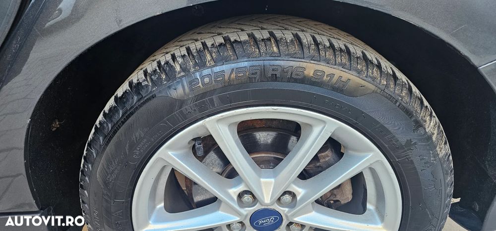 Ford Focus 1.0 EcoBoost Titanium - 18