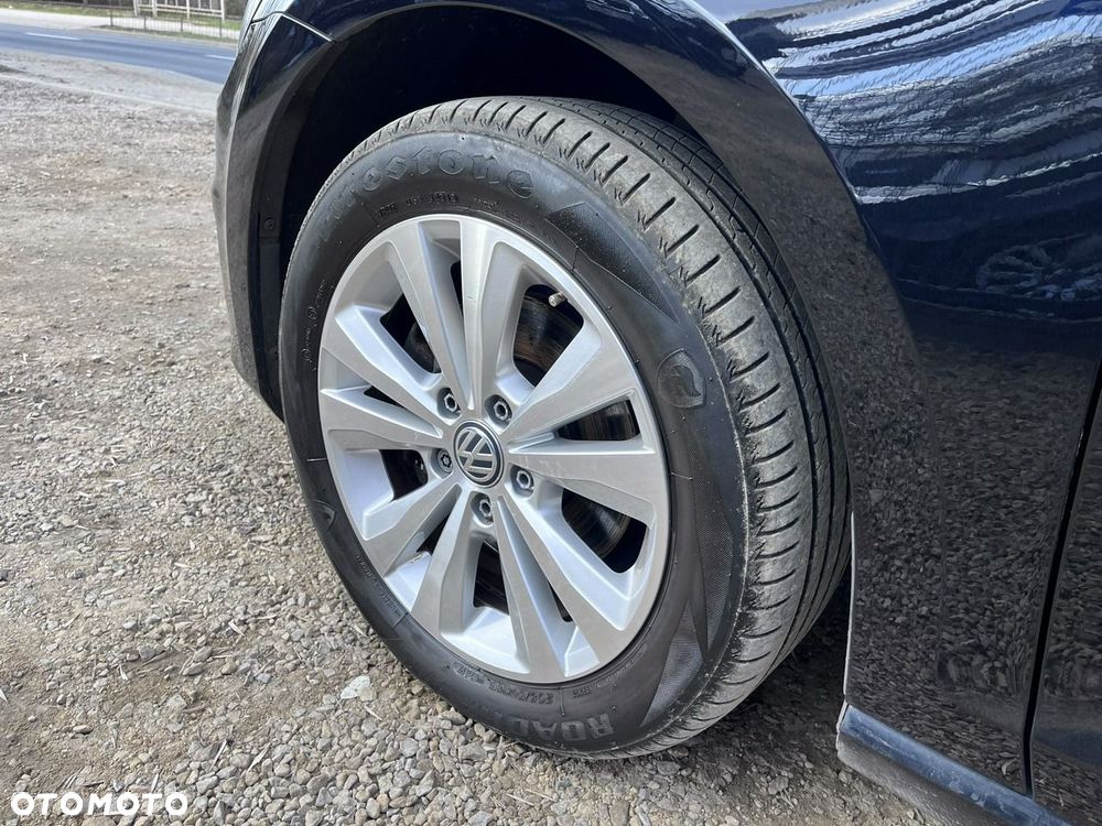 Volkswagen Golf - 12