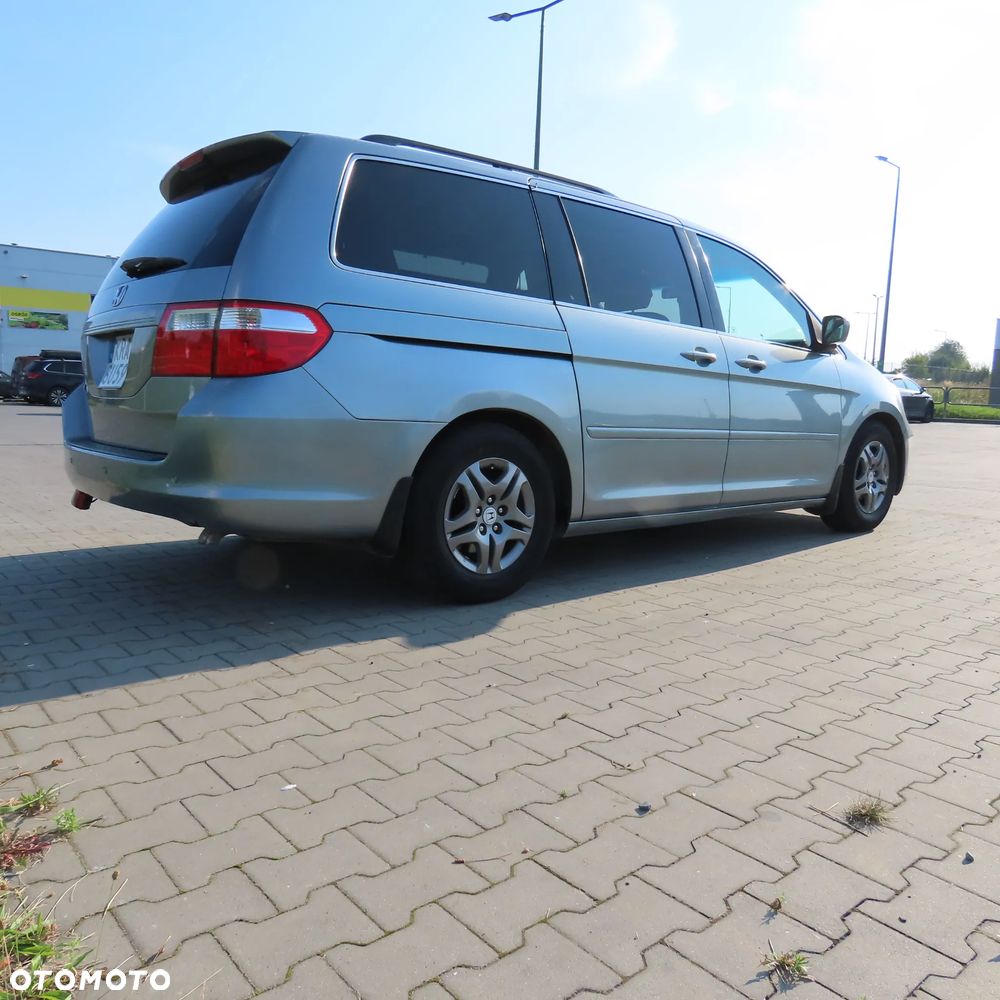 Honda Odyssey 3.5 LX - 6