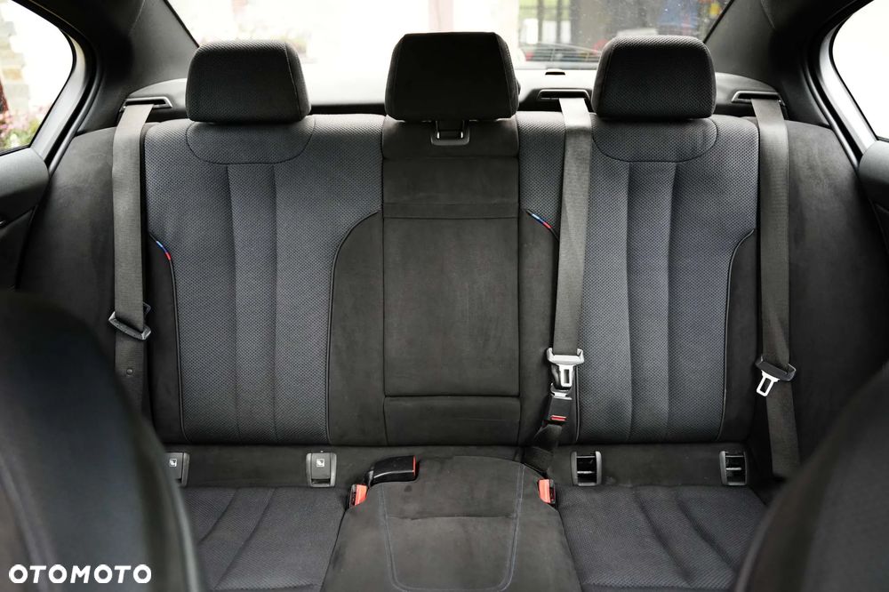 BMW Seria 5 520d xDrive - 27
