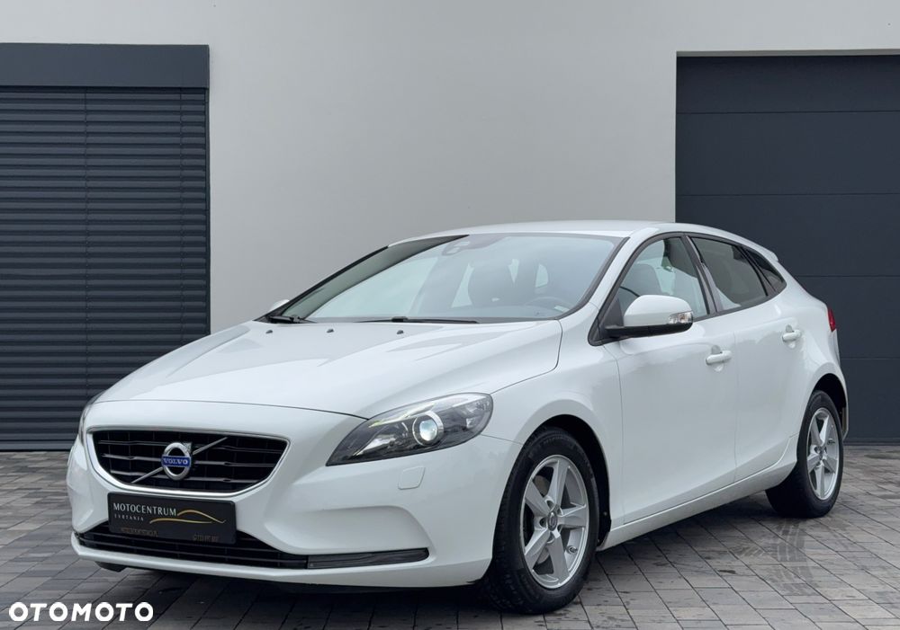 Volvo V40 T2 You - 2