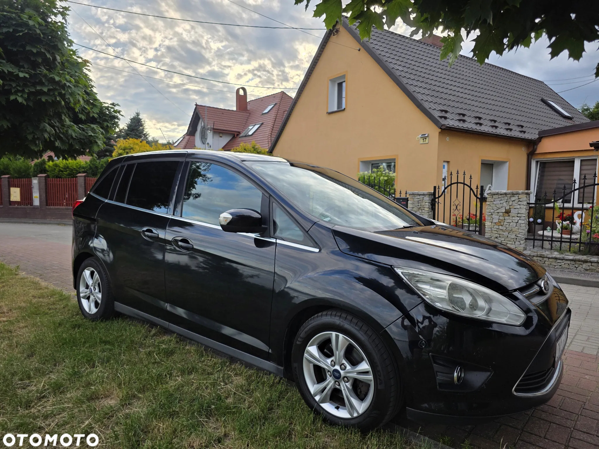 Ford Grand C-MAX 1.6 TDCi Start-Stop-System Champions Edition - 5