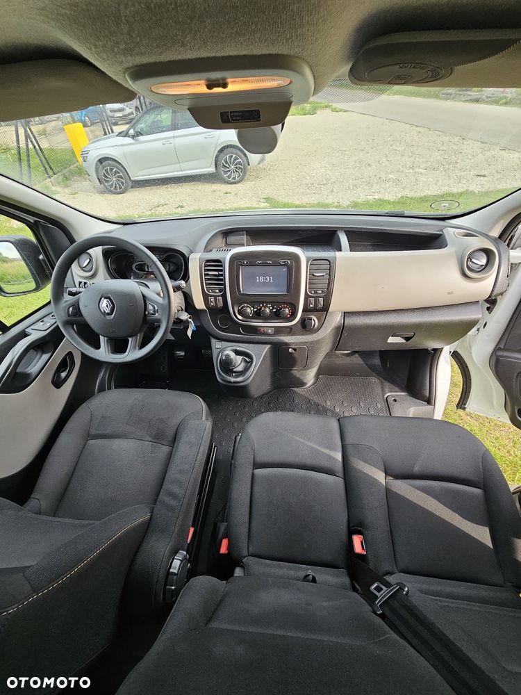 Renault Trafic - 21