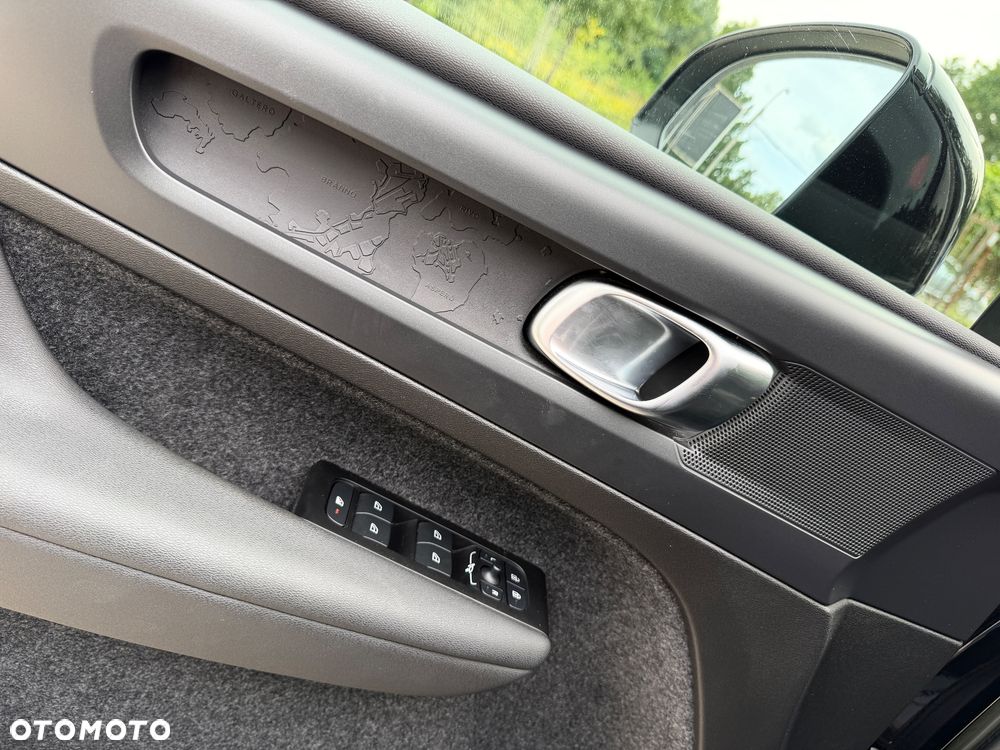Volvo XC 40 T3 Momentum - 17