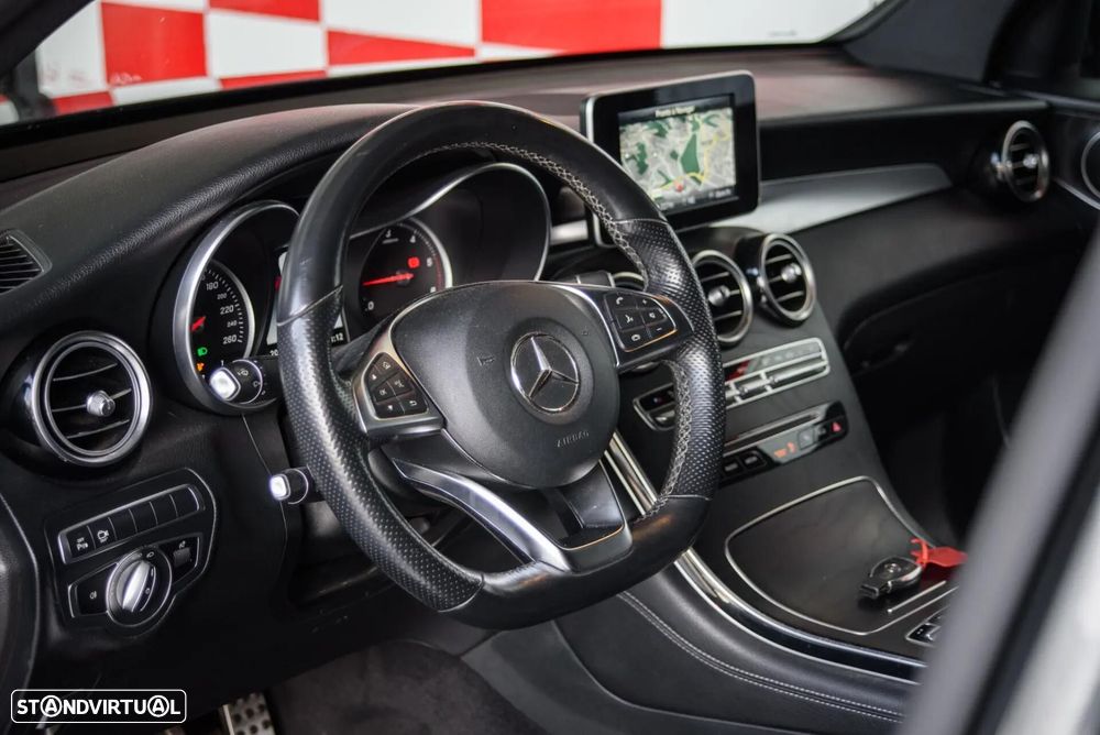 Mercedes-Benz GLC 250 d Coupé AMG Line 4-Matic - 24