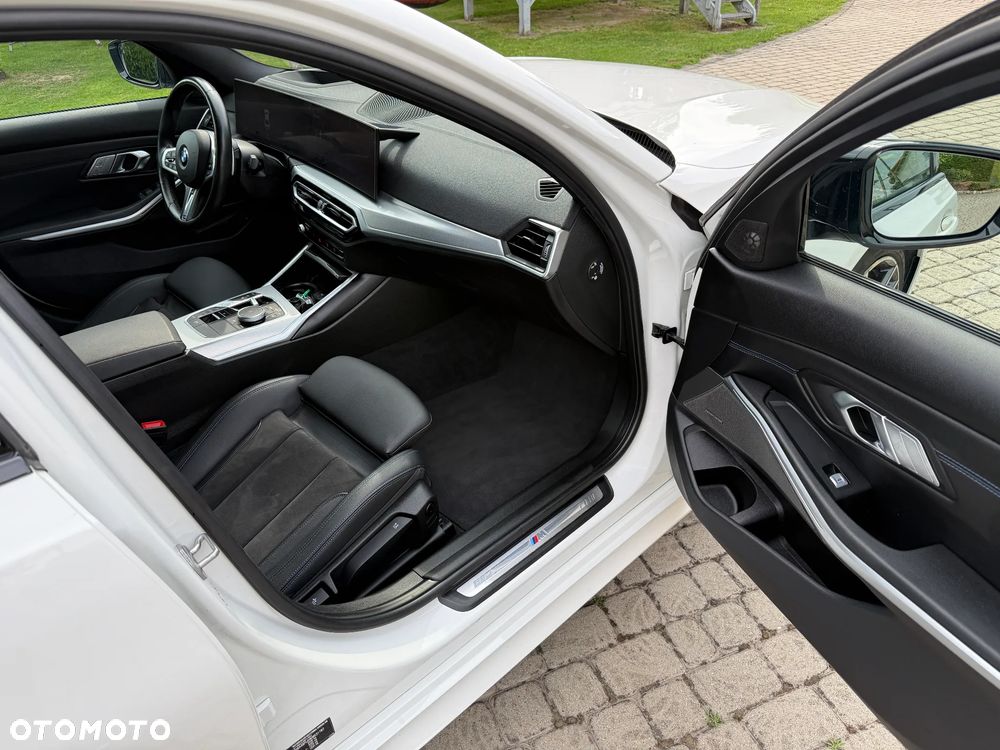BMW Seria 3 320d xDrive mHEV M Sport sport - 23