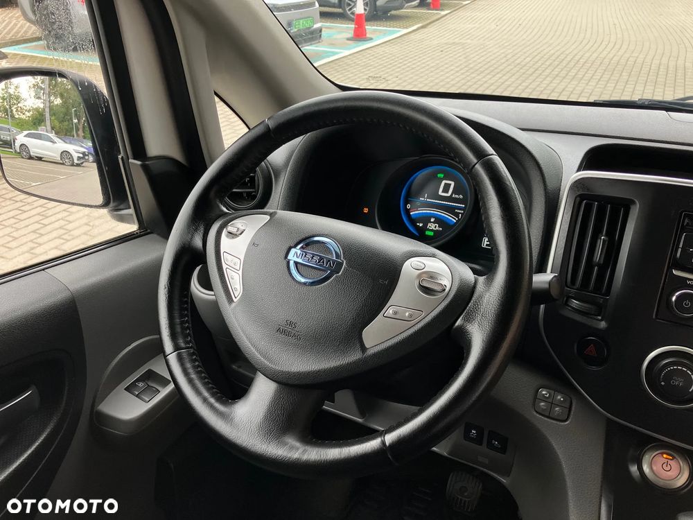 Nissan NV200 XL VOLTIA - 22