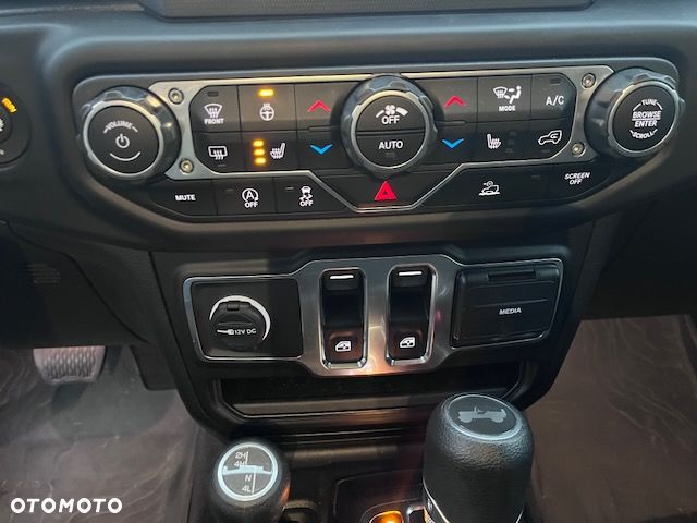 Jeep Wrangler 2.0 T-GDI Hardtop AWD Automatik Sport - 16