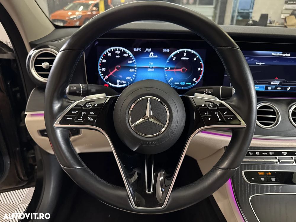 Mercedes-Benz E 220 d 4MATIC 9G-TRONIC AMG Line - 18