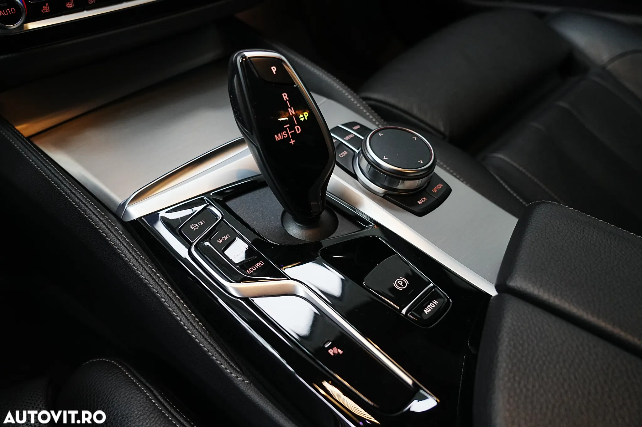 BMW Seria 5 520d xDrive AT MHEV - 9