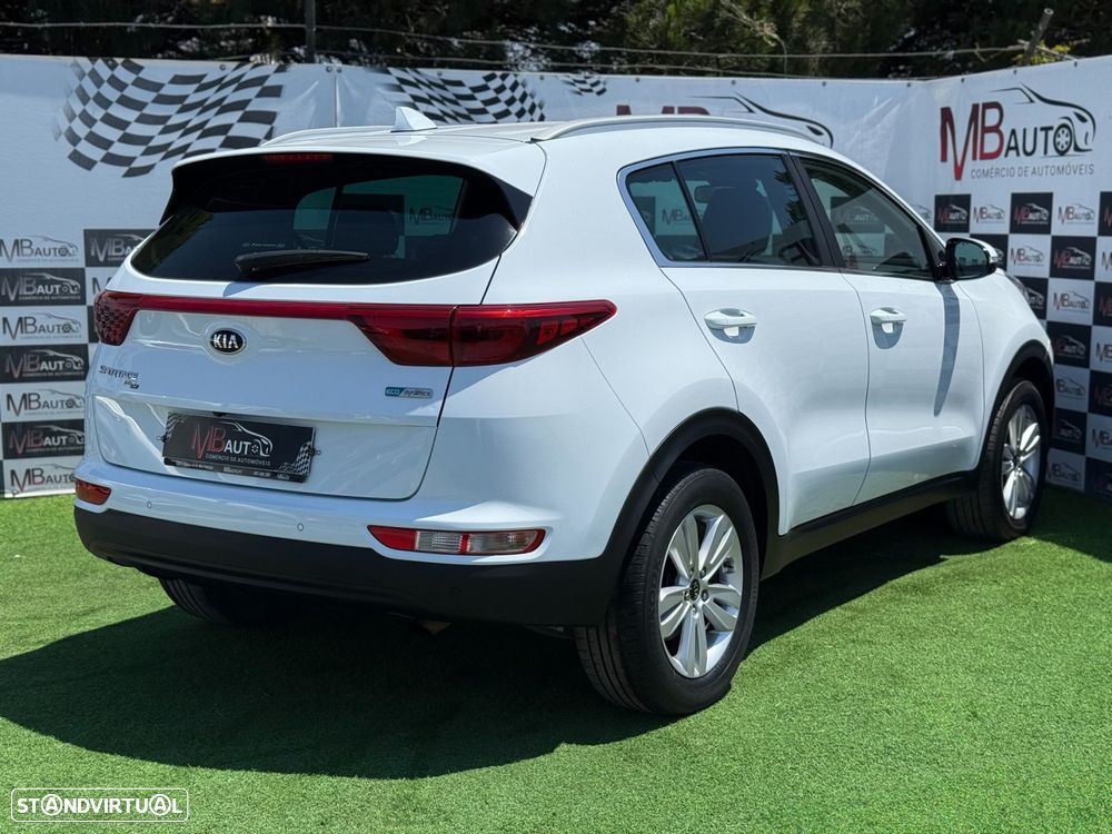 Kia Sportage 1.6 GDI ISG Nav Line - 11