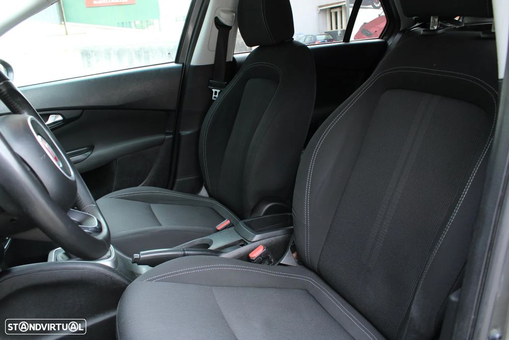 Fiat Tipo Station Wagon 1.6 M-Jet Lounge Tech DCT - 26