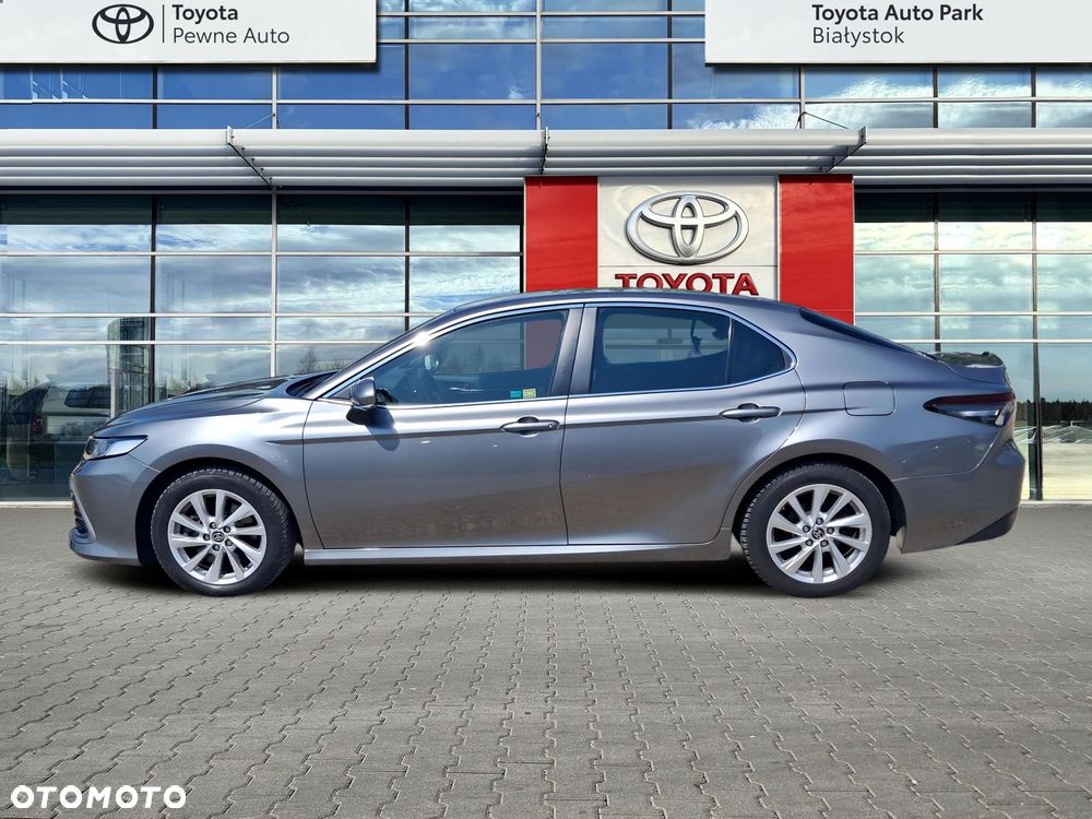 Toyota Camry 2.5 Hybrid Comfort CVT - 2