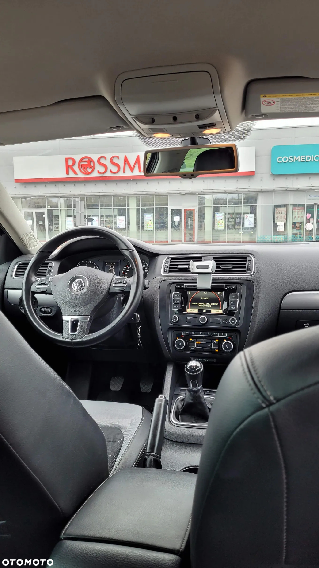 Volkswagen Jetta 1.6 TDI Highline - 9