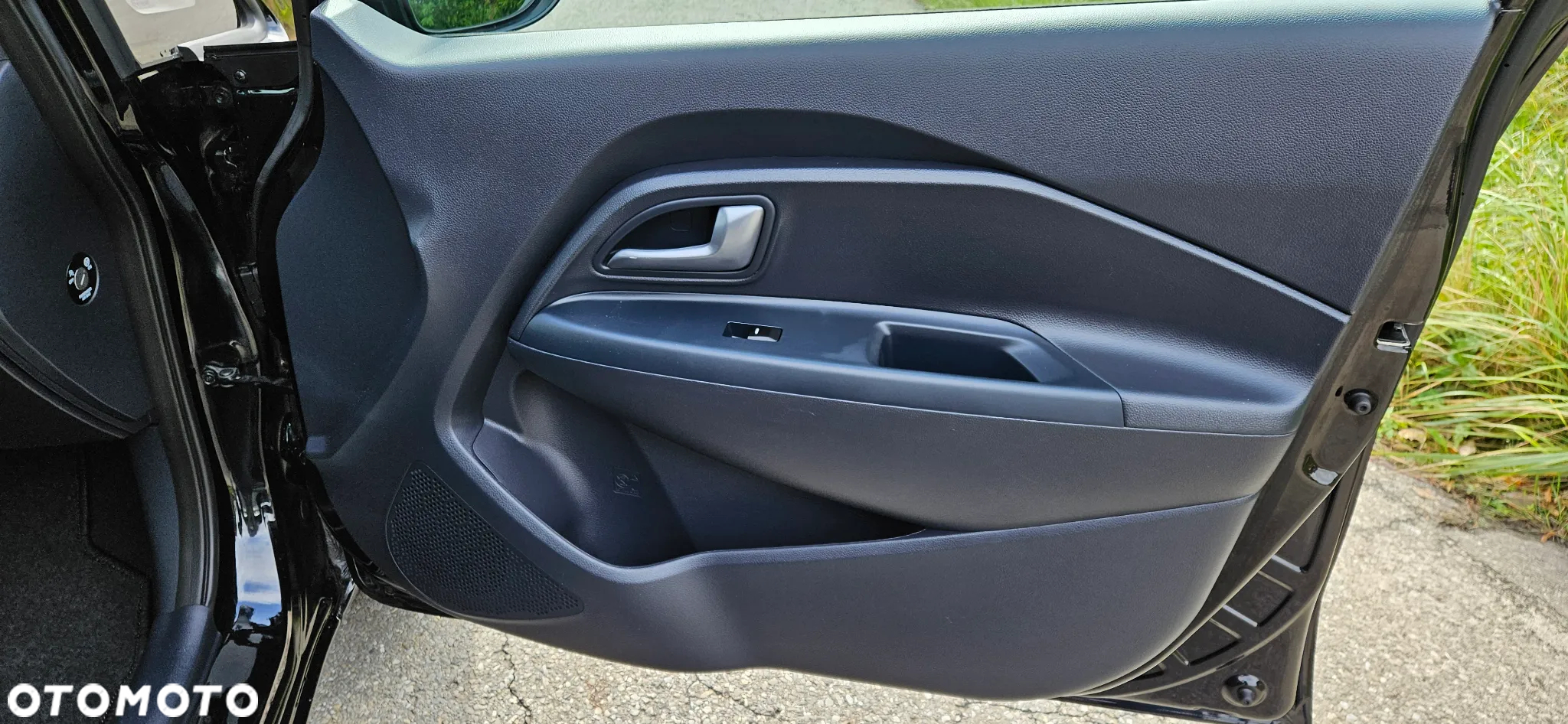Kia Rio - 34