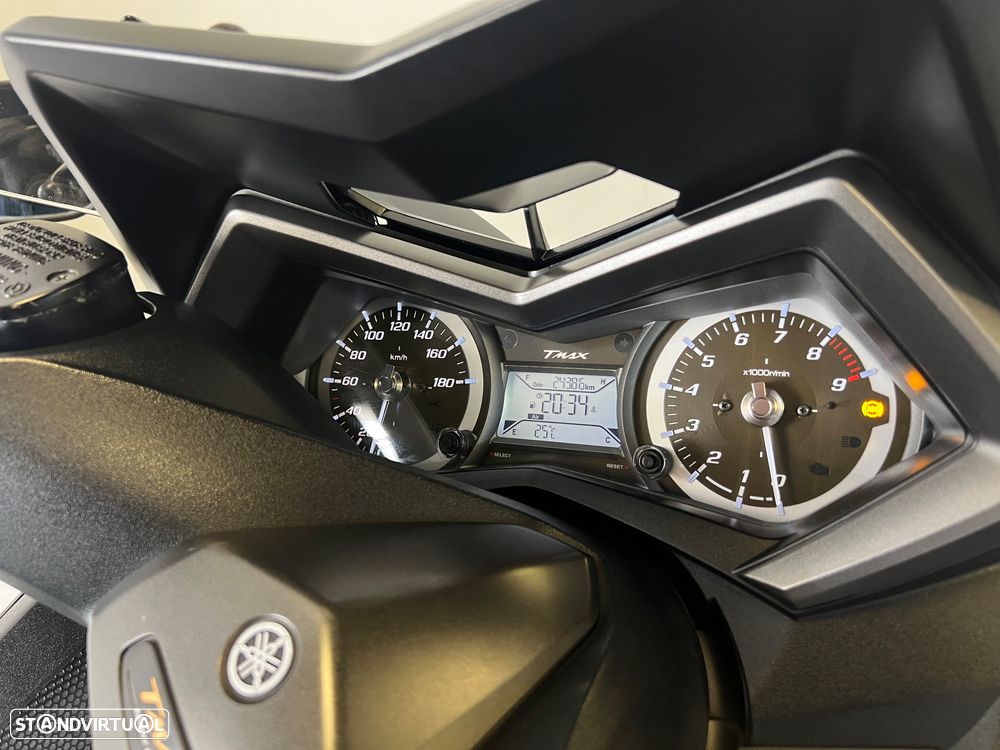 Yamaha TMAX IRON MAX - 7