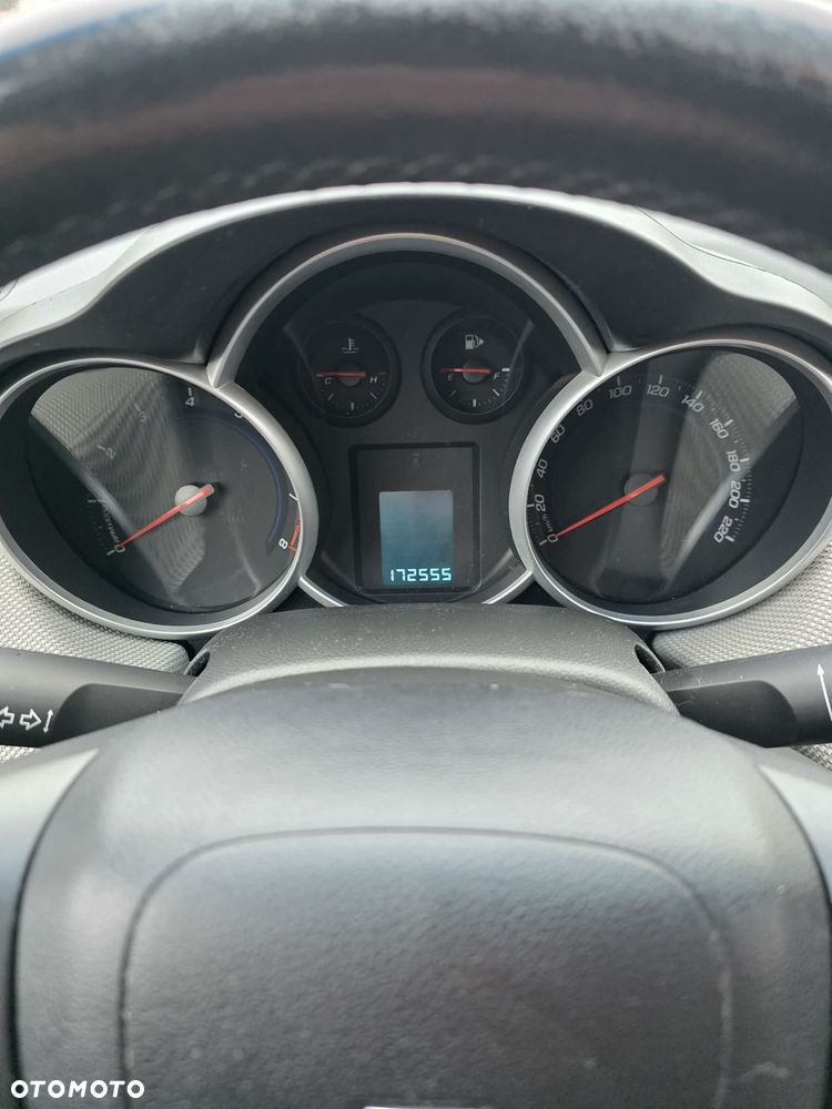 Chevrolet Cruze 1.8 LS (klm) - 9