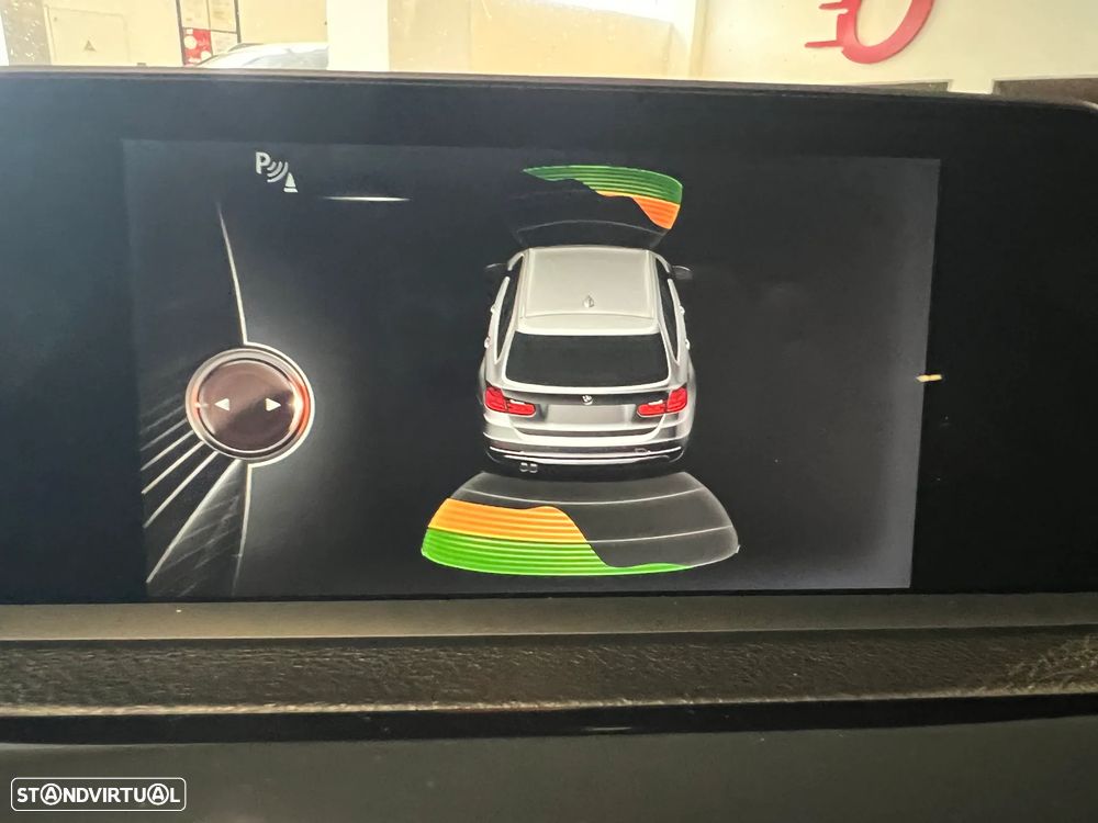BMW 318 d Line Sport Shadow Auto - 18