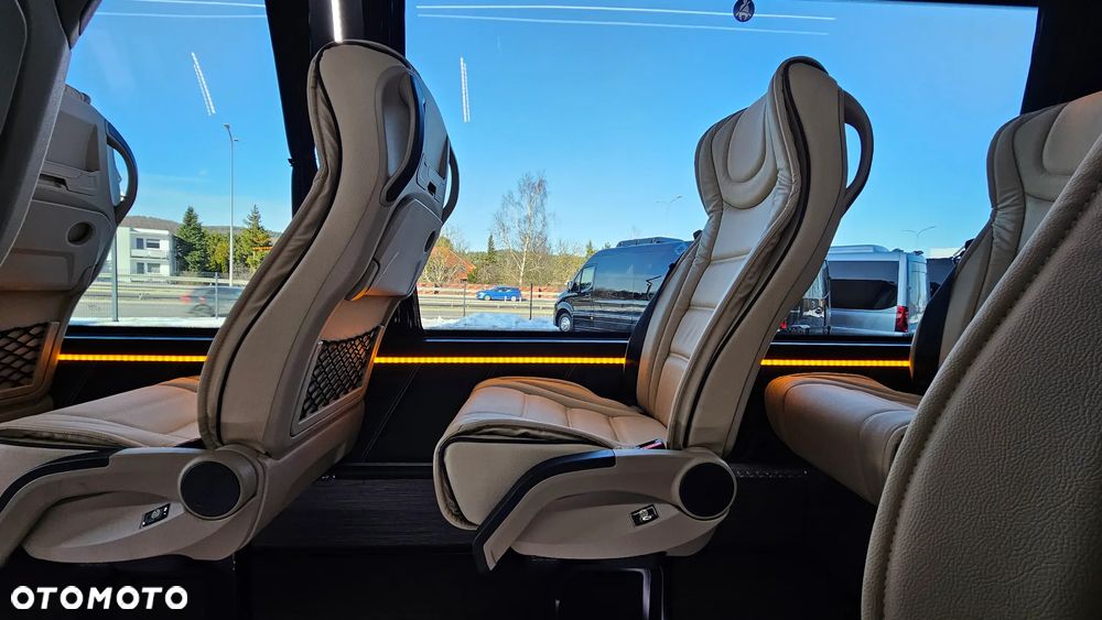 Mercedes-Benz Sprinter 519 - 7