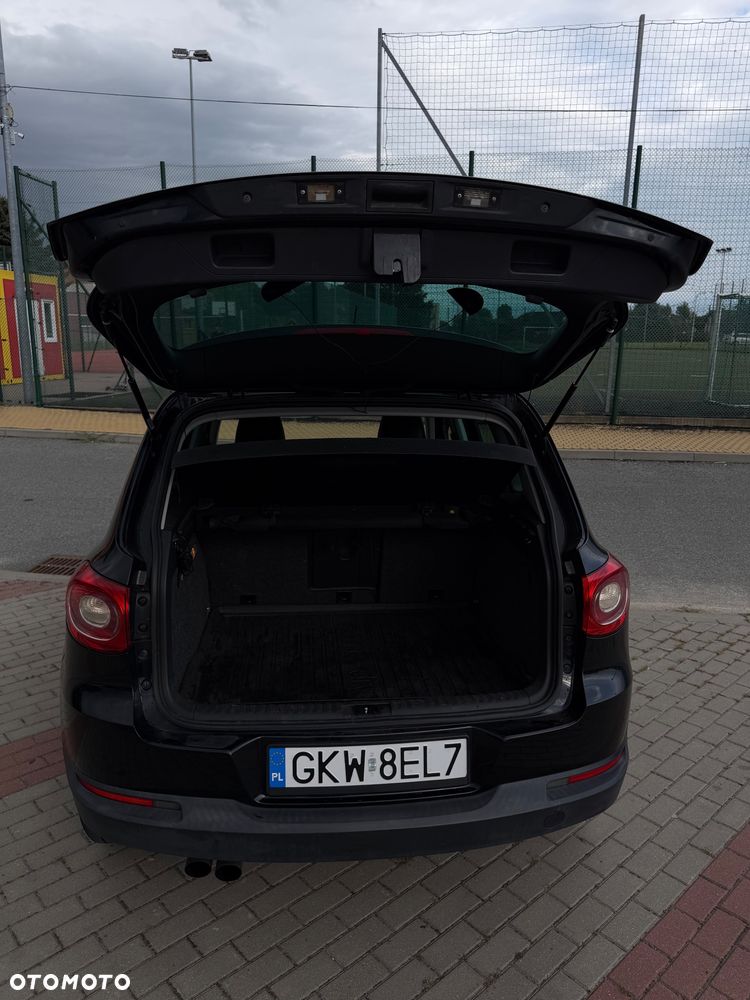 Volkswagen Tiguan 2.0 TDI DPF BlueMotion Technology Sport & Style - 3