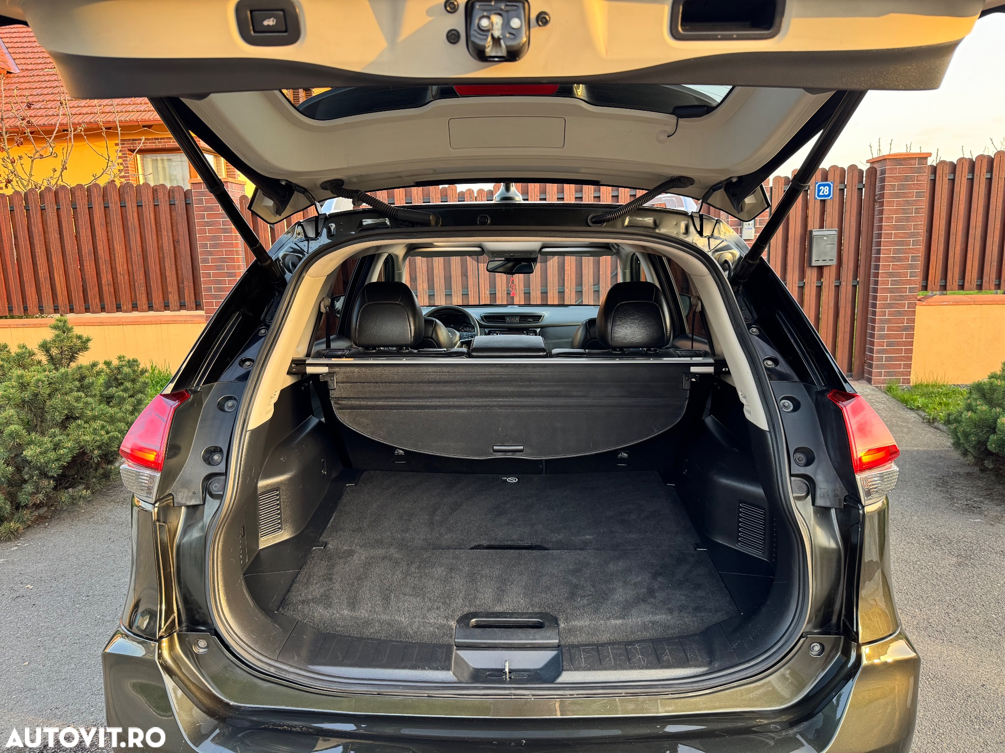 Nissan X-Trail 2.0 dCi ALL-MODE 4x4i Xtronic Acenta - 7