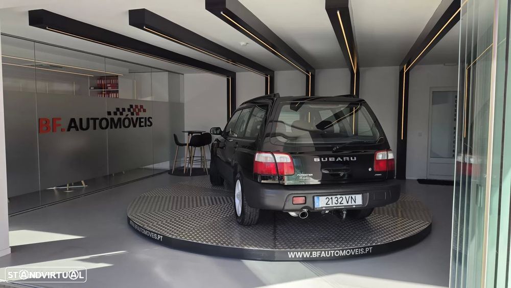 Subaru Forester 2.0 T XT - 4