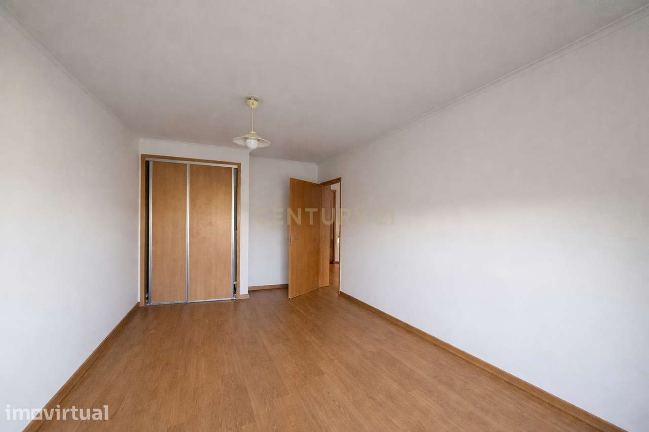 Apartamento T4 na Alta de Lisboa com lugar de estacionamento e arrecad - Grande imagem: 4/22