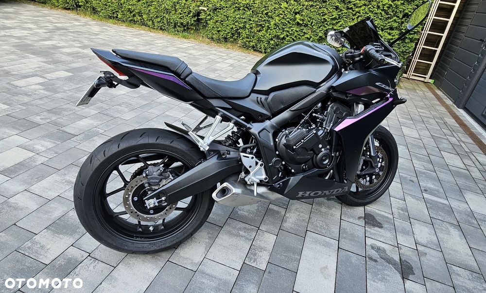 Honda CBR - 3