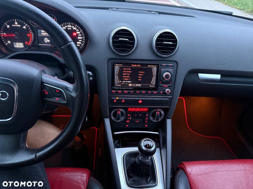 Audi A3 Sportback - 11