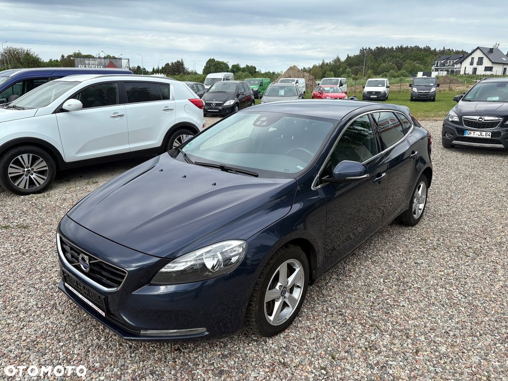 Volvo V40 D3 Geartronic Momentum - 29