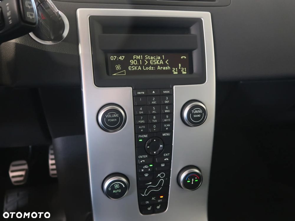 Volvo V50 D3 Momentum - 8