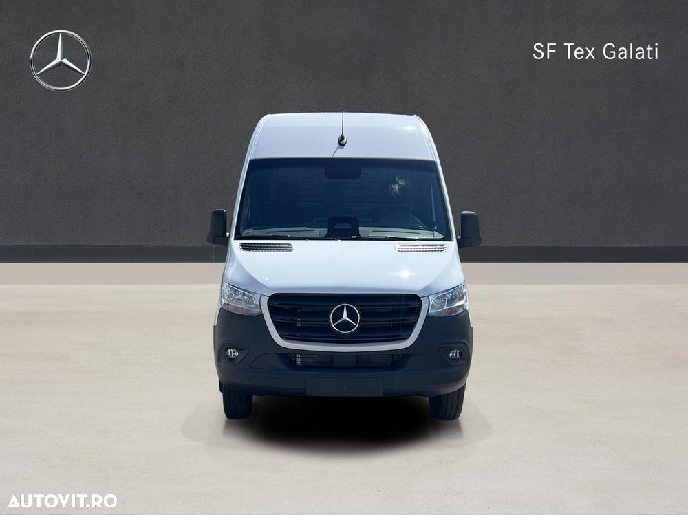 Mercedes-Benz Sprinter 517 - furgon roata dubla - detarat 3.500 kg - 17