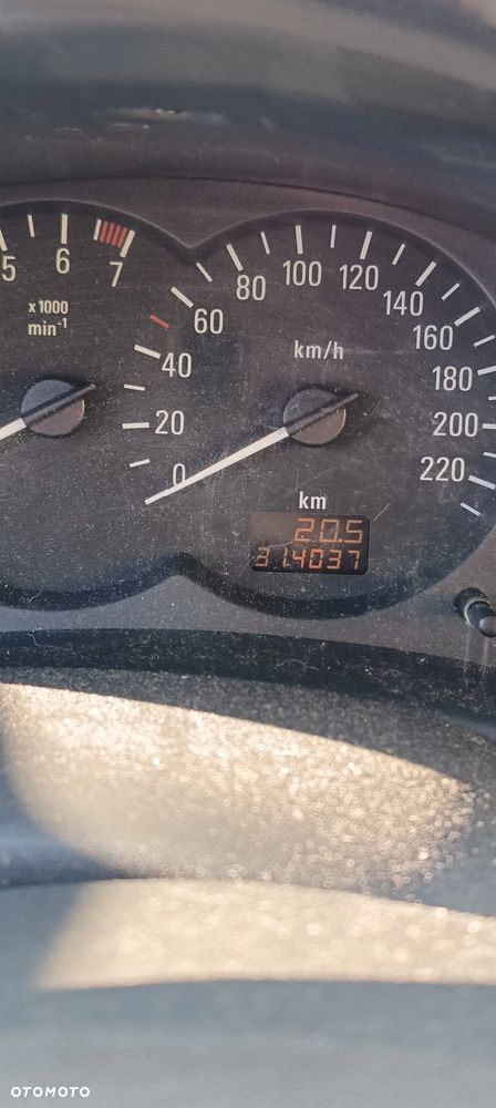 Opel Corsa 1.2 16V Cosmo - 10