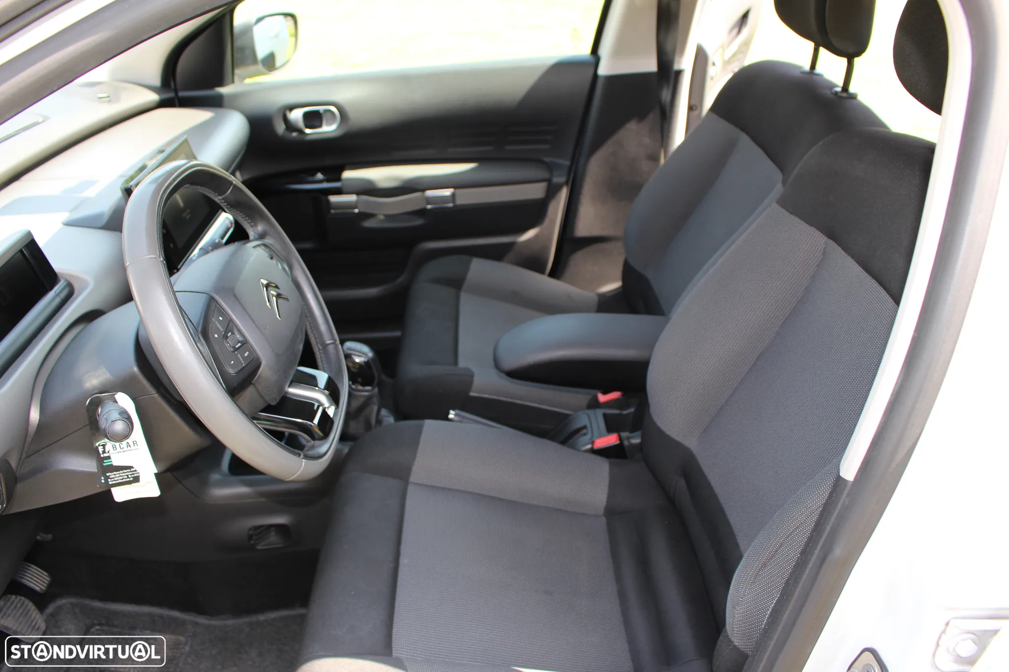 Citroën C4 Cactus 1.2 PureTech Shine - 9