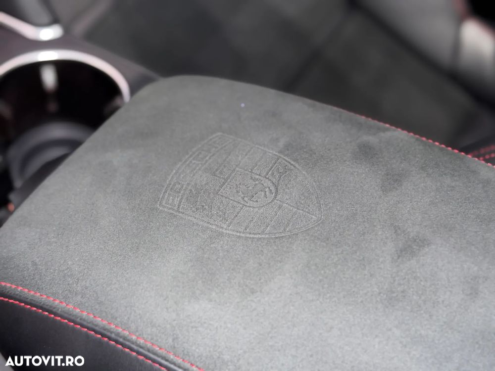 Porsche Cayenne - 29