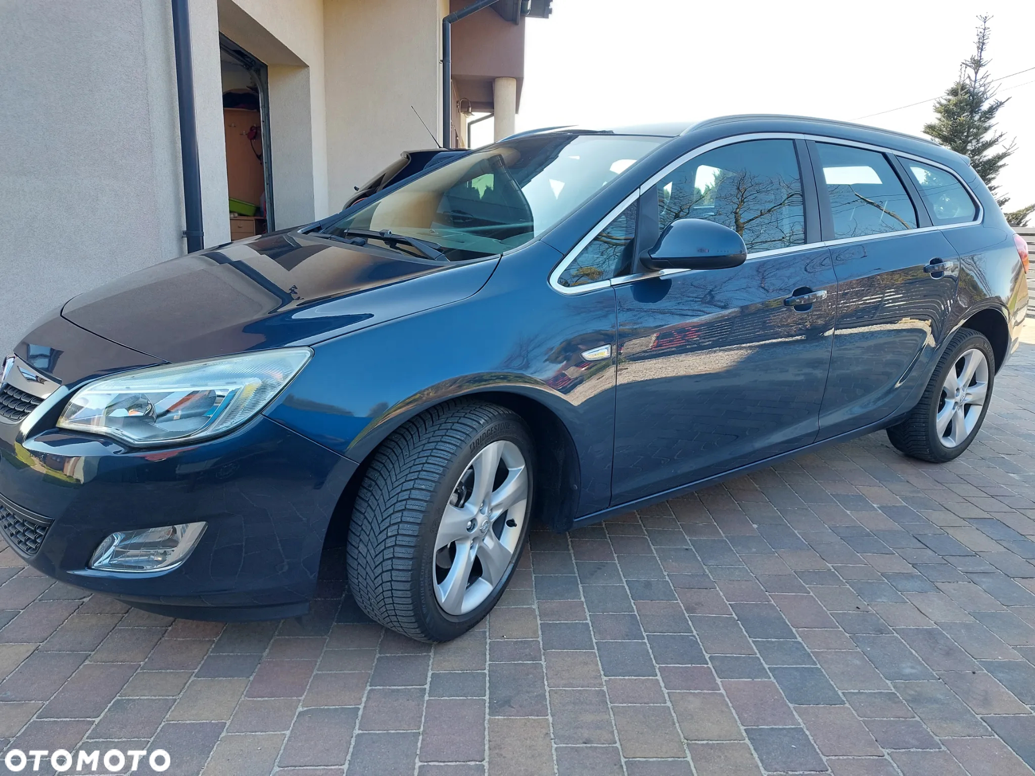 Opel Astra 1.4 Sports Tourer 150 Jahre - 4