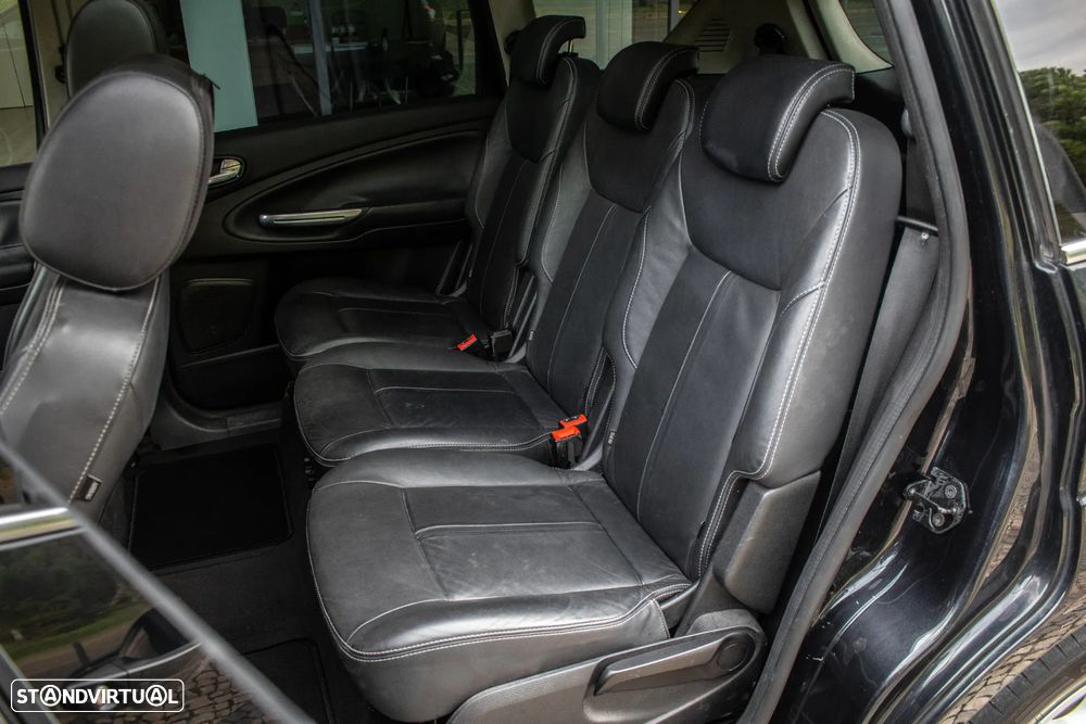 Ford S-Max 2.0 TDCi DPF Titanium - 30