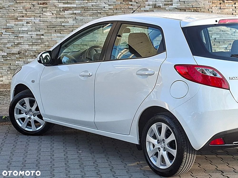 Mazda 2 1.3 Exclusive - 25