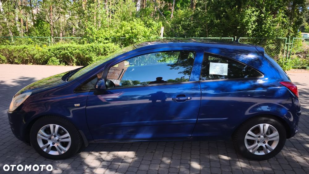 Opel Corsa 1.2 16V - 4