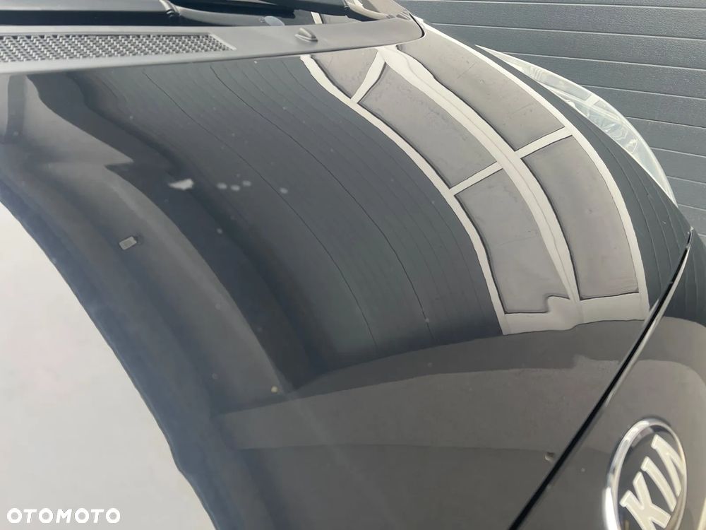 Kia Venga 1.6 L - 24