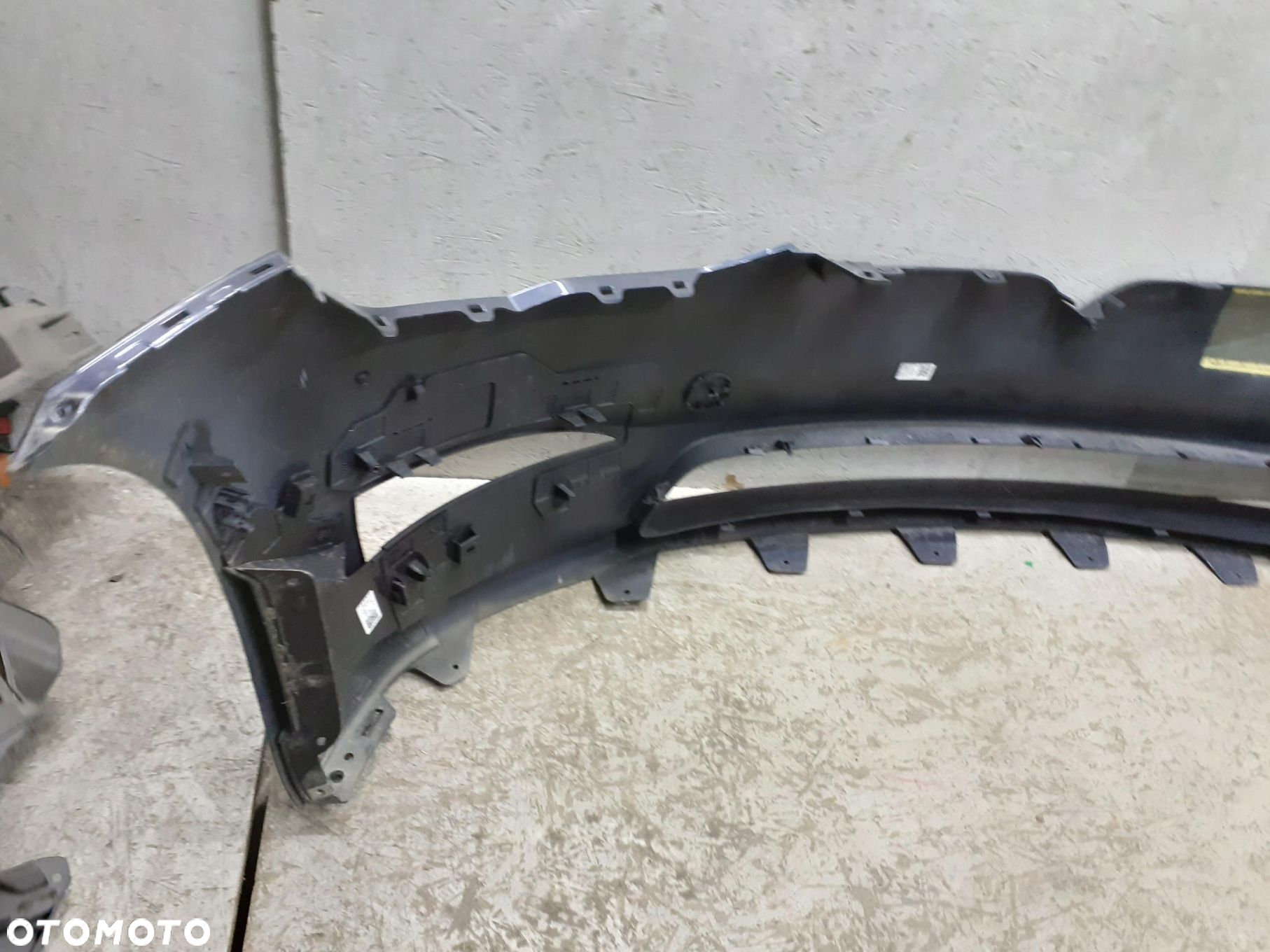 ZDERZAK PRZEDNI PRZÓD TESLA S PLAID - 8