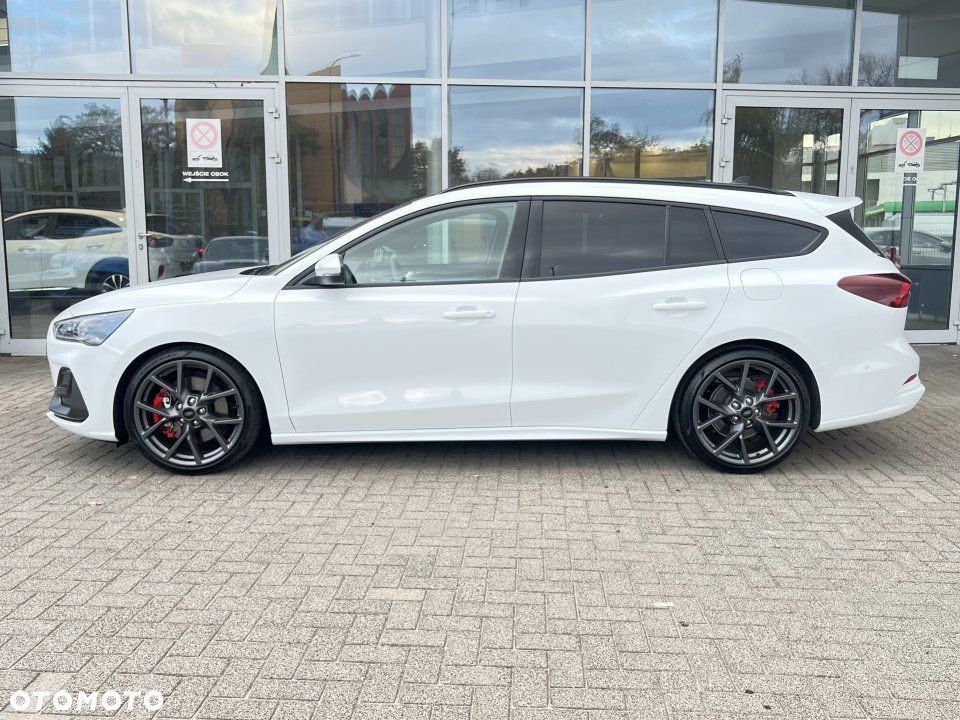 Ford Focus - 4