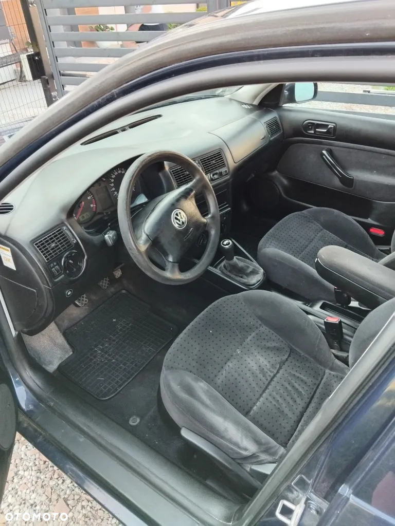 Volkswagen Golf IV 1.6 Highline - 5