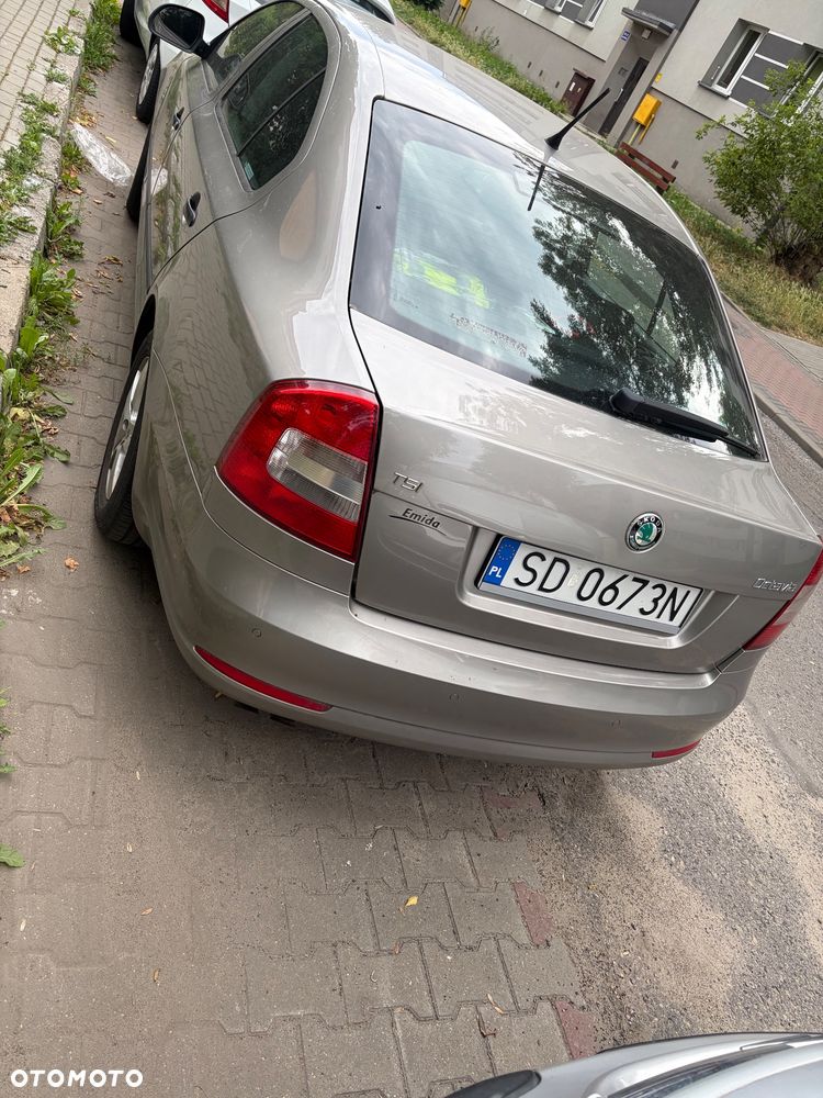 Skoda Octavia 1.4 TSI Ambiente - 4