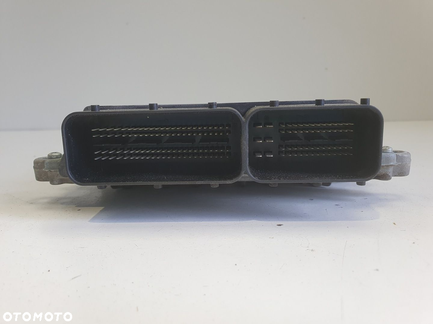 Volvo XC60 2.4 D5 STEROWNIK SILNIKA komputer 31392982 - 3