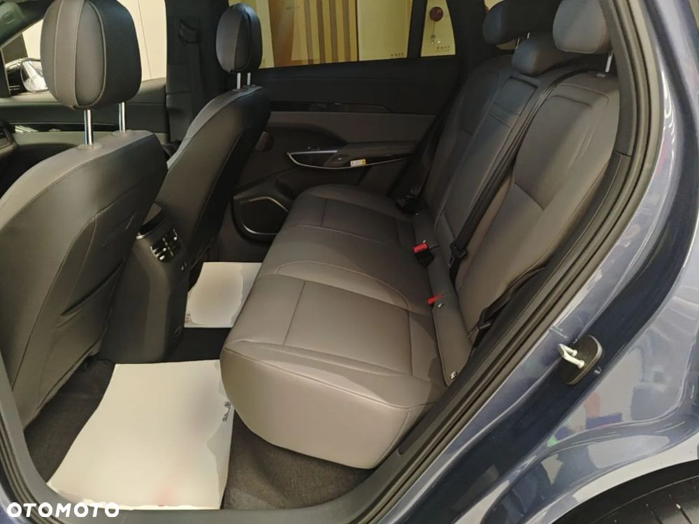 Hongqi HS7 - 11