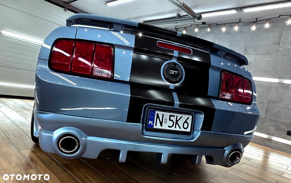 Ford Mustang - 13