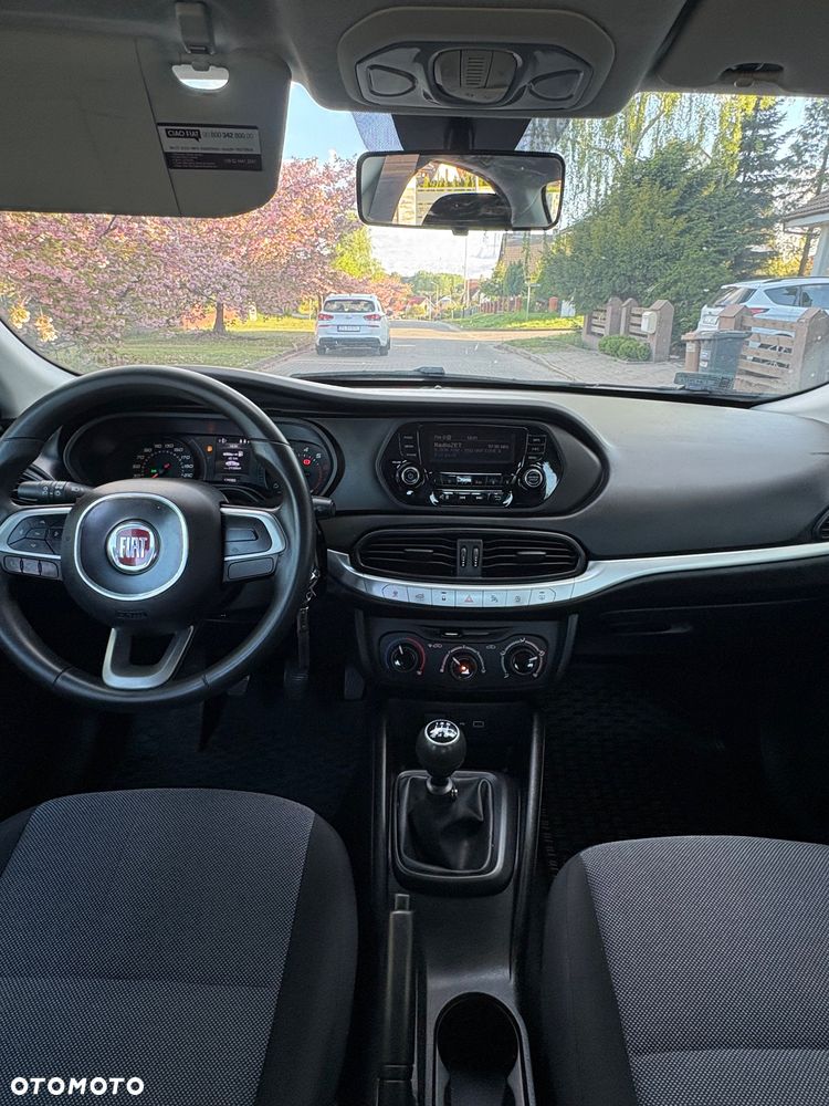 Fiat Tipo 1.4 16V Easy - 16