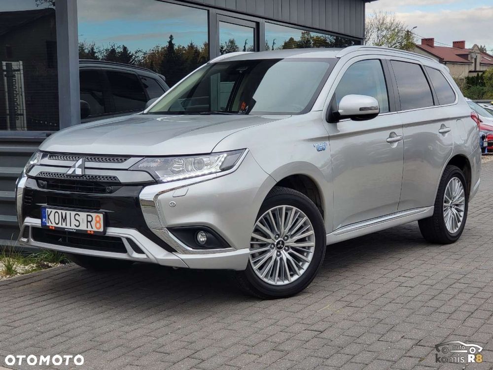 Mitsubishi Outlander - 1